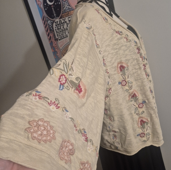 Beautiful Embroidered Cream Button-Front Women's Cardigan L Oversized Johnny Was - Picture 3 of 11